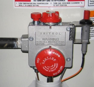 Water heater temperature control dial